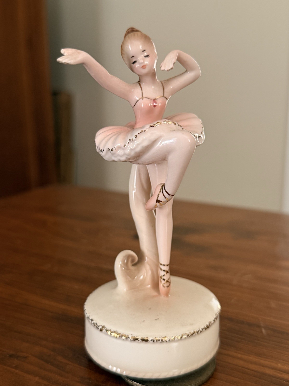 Josef Originals Ballerina Music Box Figurine Ceramic Hand Painted Pink Japan
