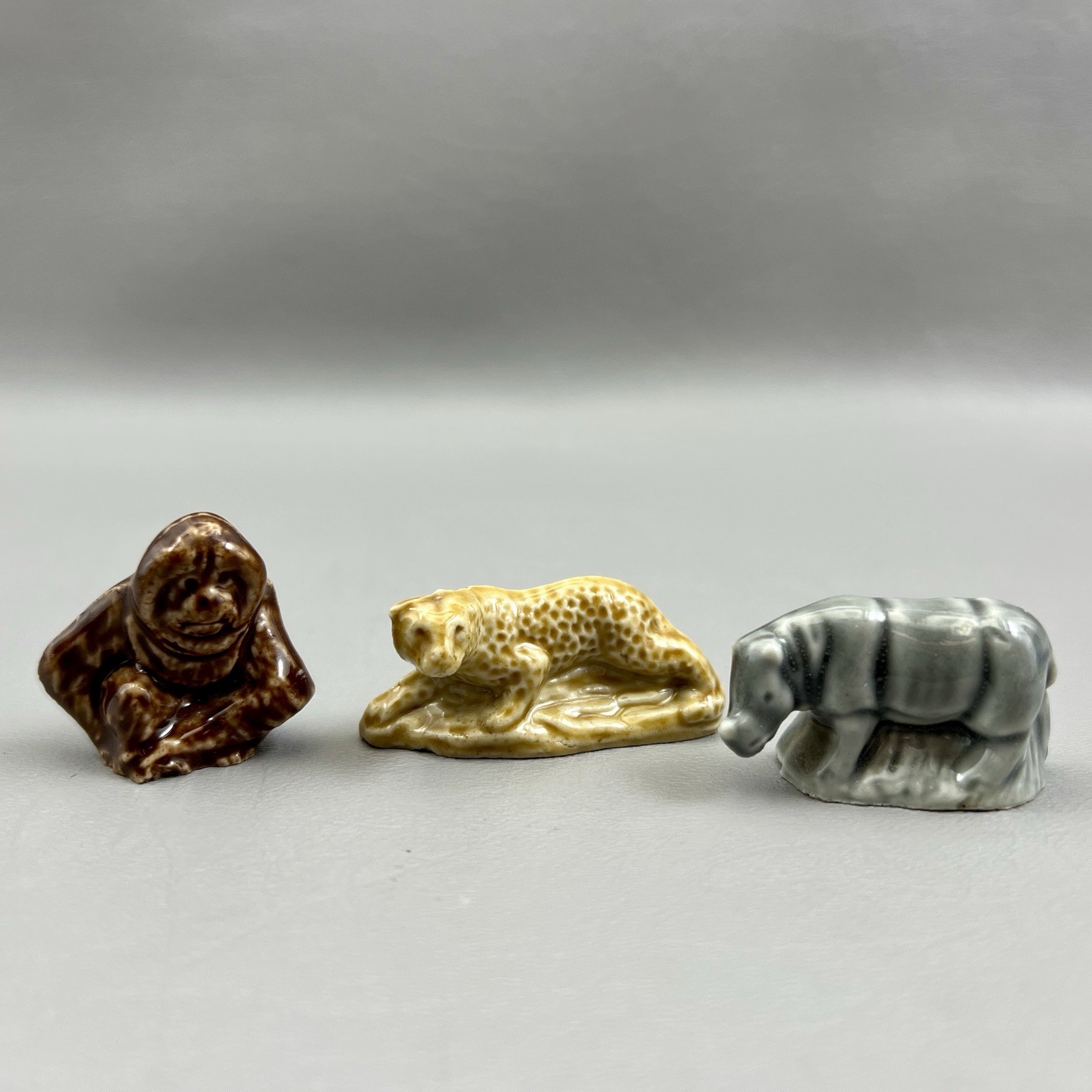 Lot Of 3 Wade Whimsies Figurines Red Rose Tea Orangutan Leopard Rhino Animals