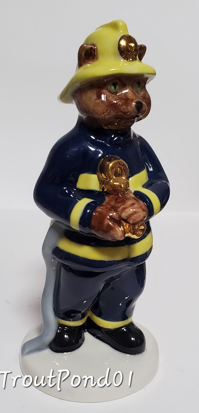 Wade Catkins Fireman 2000 LE 250 Lg Blow-Up 5 In Porcelain Cat Figurine UKI Ltd