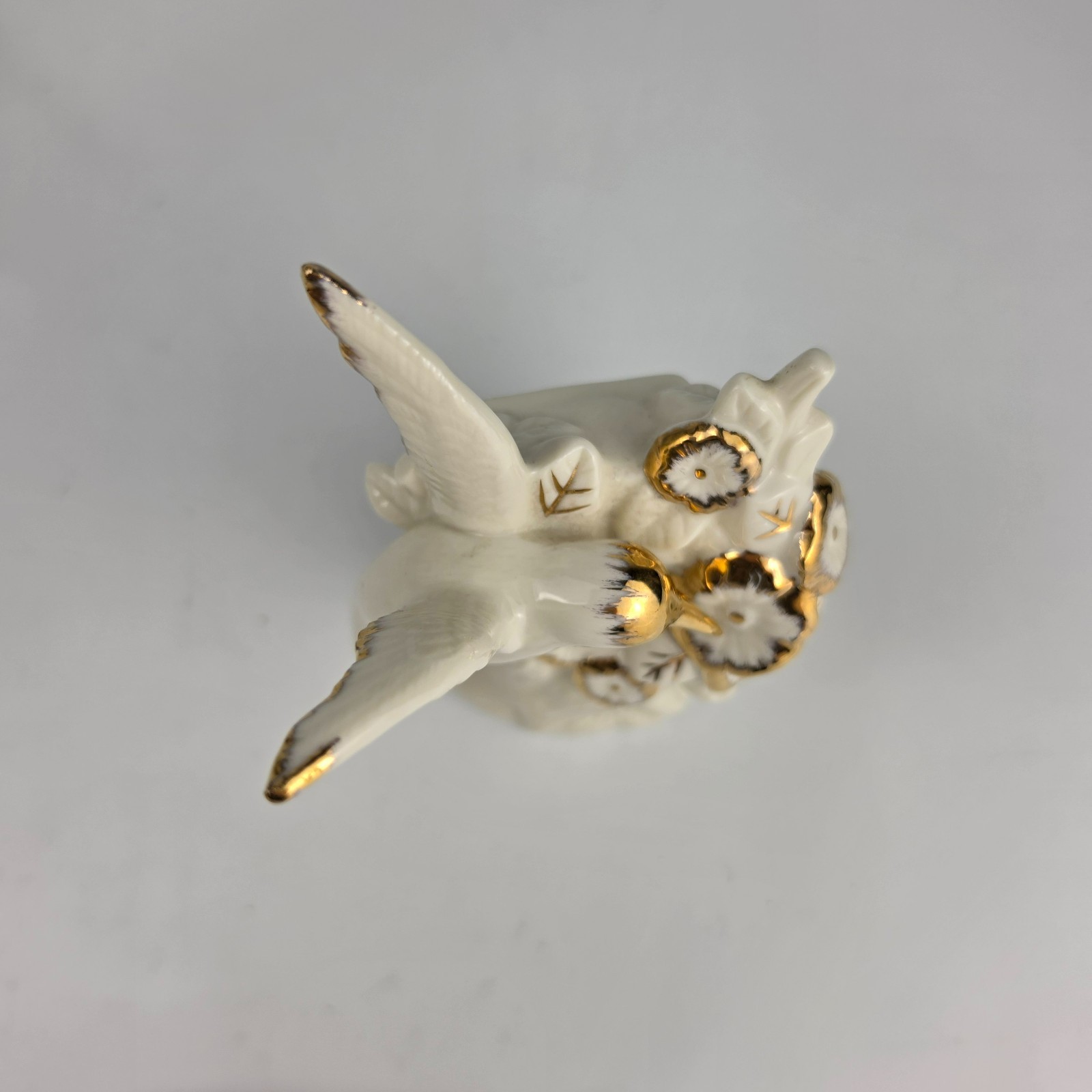 Lenox-Style Ivory Porcelain Hummingbird Figurine Gold Accents Flowers Branch