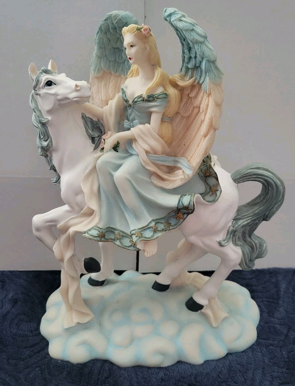 Vintage 1998 Angel On A Horse Figurine “Pastels Collection” Excellent Condition