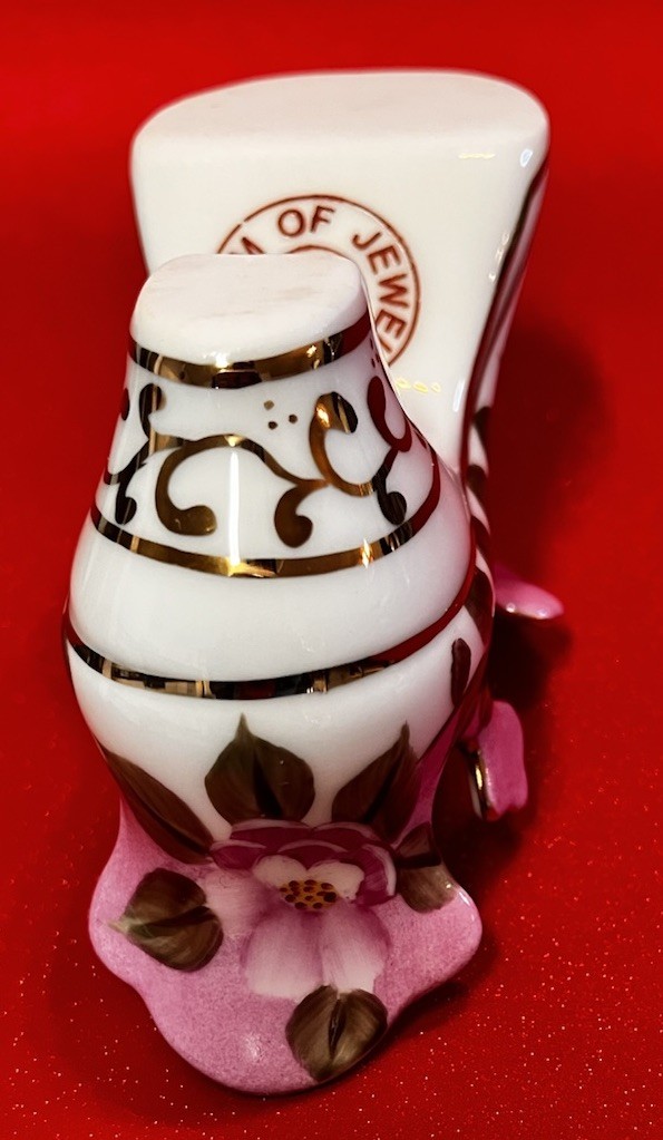 Museum of Jewelry Hand Painted Porcelain Little Lord Fauntleroy Shoe Shashi