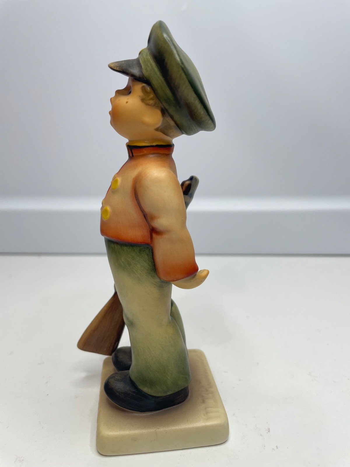 Goebel Hummel Figurine “Soldier Boy” #‎332 6″ Tall 1957 Germany 103