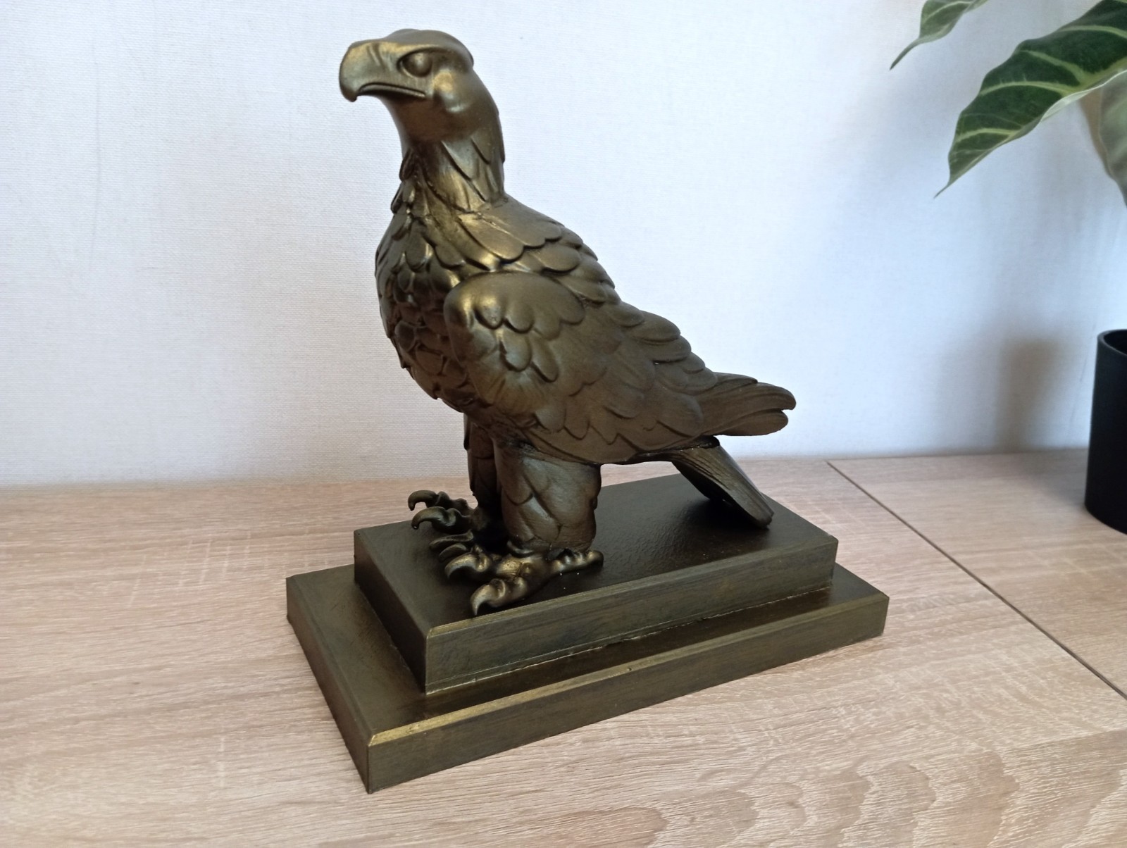 3D printed replica of German Schorfheide 1938 hunting price – eagle statue
