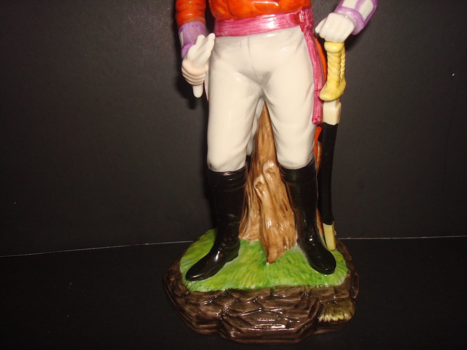 VINTAGE 1950’s BISQUE FIGURINE COLORFUL BRITISH ARMY WELLINGTON by ALFRO LONDON