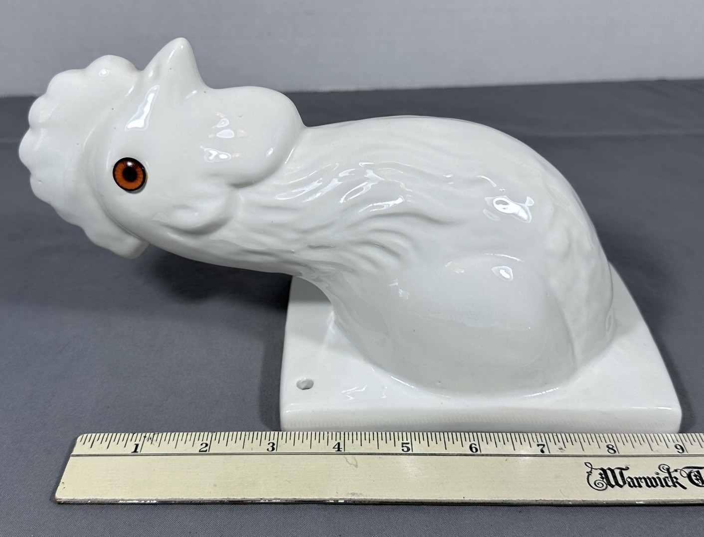 French Country Chicken Rooster Apron Holder White Ceramic Wall Mount