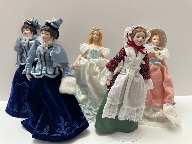 1987 AVON Fashion of American Times Figurines – Lot of (5)