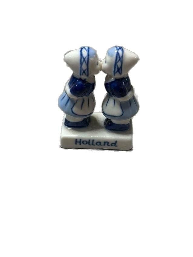 Vintage Delft Blue Handpainted Kissing Couple Ceramic Figurine