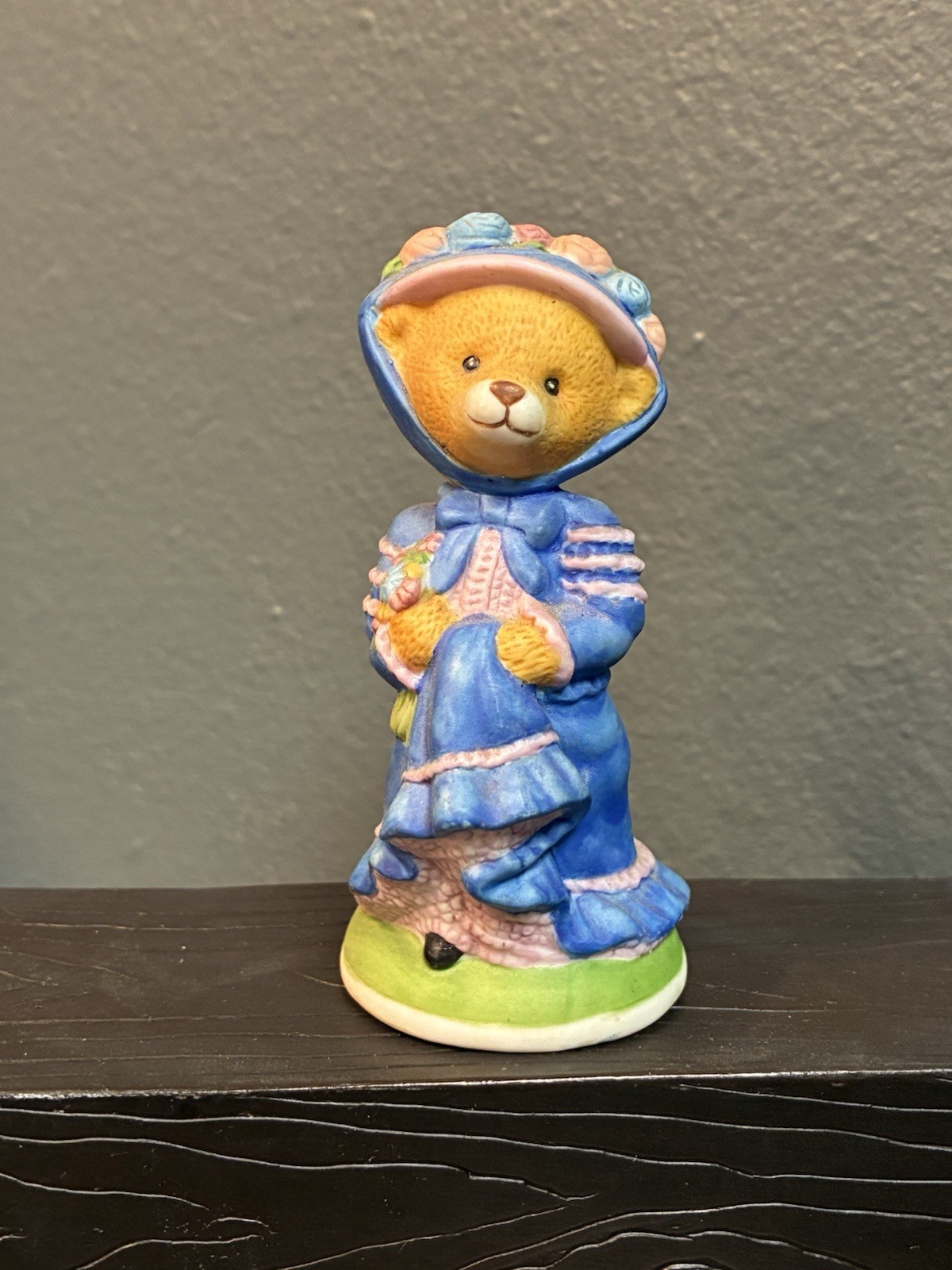 Franklin Mint ‘Contessa Ossetta’ Hotel Teddington Porcelain Figurine