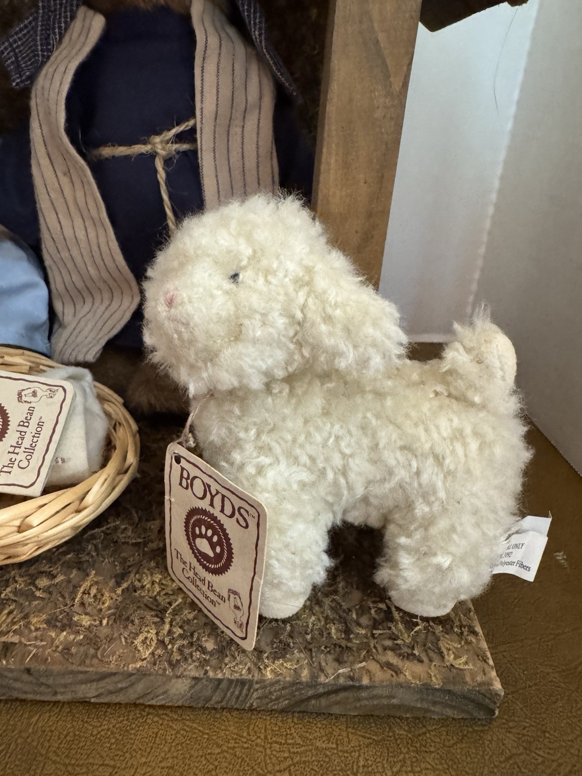 Boyds Bear Nativity Set Plush Figurines With Wood Stable Lot 7 Pieces
