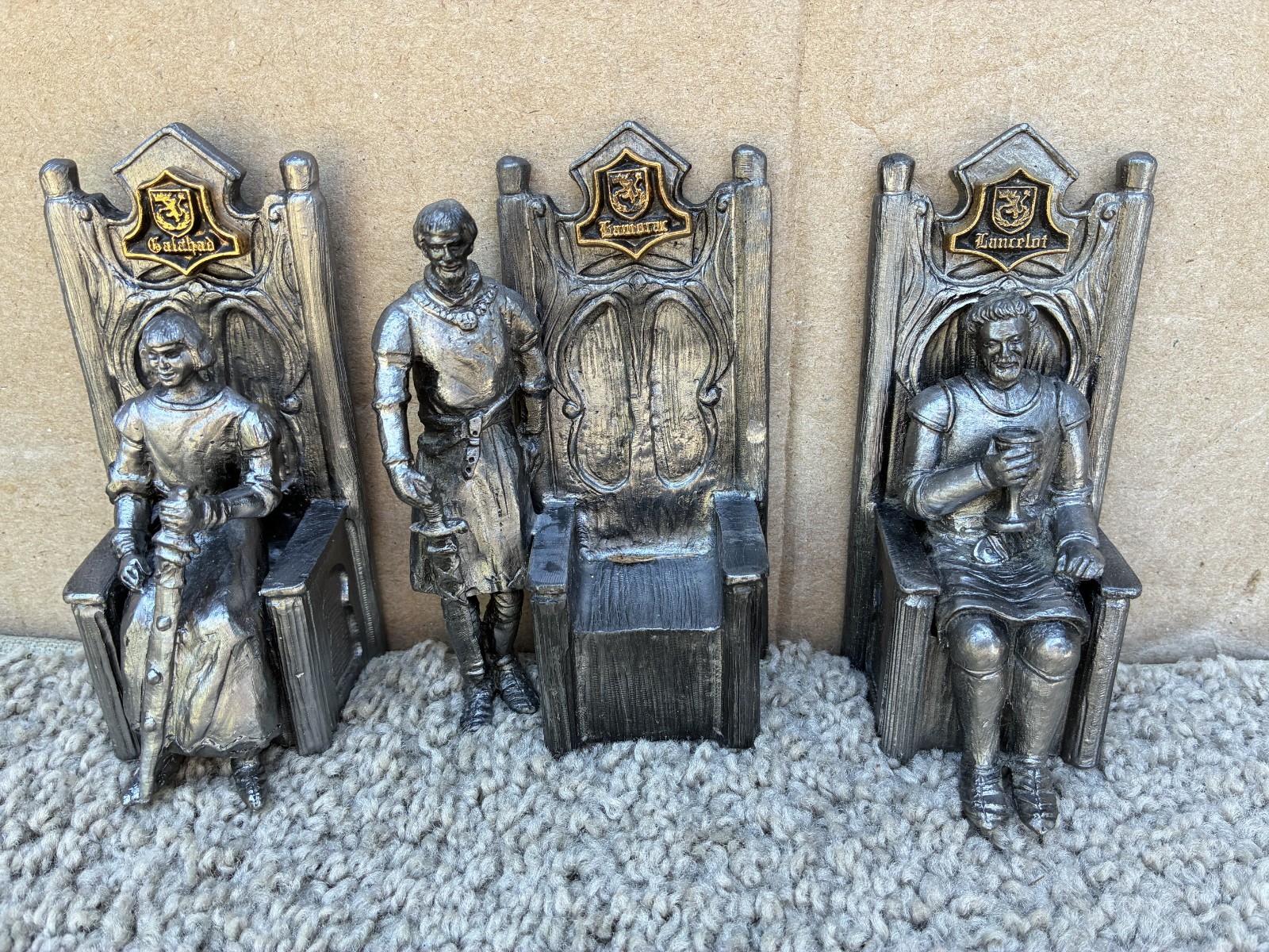 Michael Ricker Pewter Knights King Arthur Round Table 15 Figures Gold Crests Sig