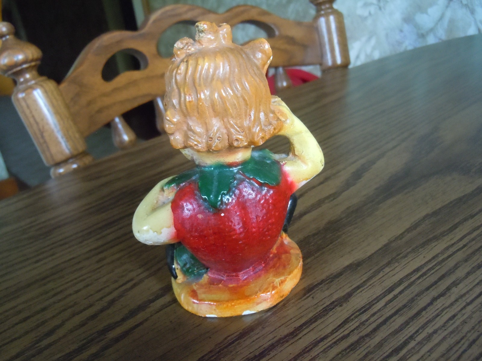 Vintage 1942 PEEDEE Carlton Ware Fruit Kids STELLA STRAWBERRY Chalkware 4 1/2″ T