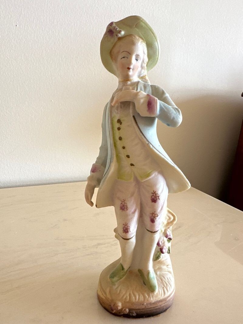 Vintage L&M INC Lipper & Mann Victorian man Figurines Bisque Porcelain *