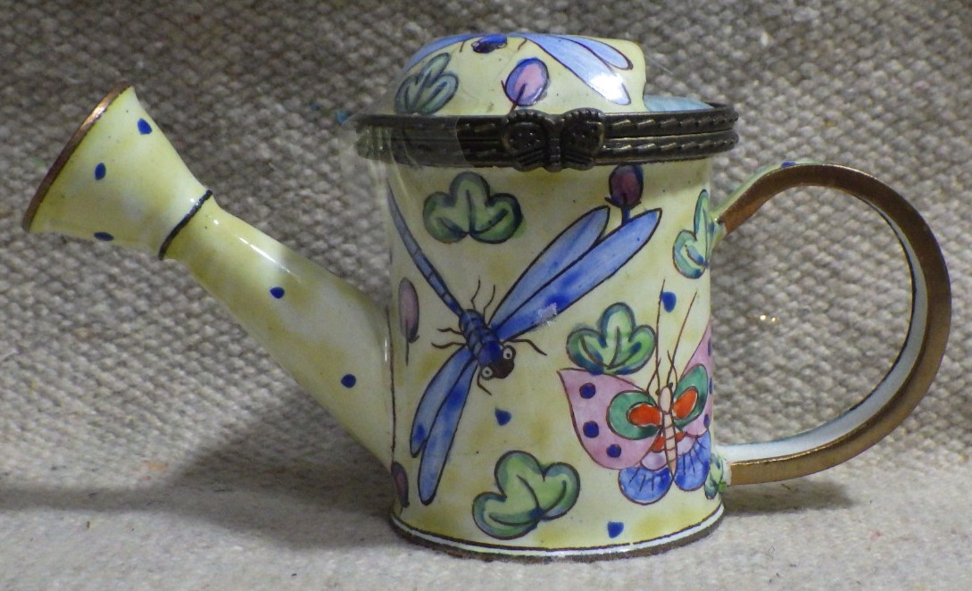 Kelvin Chen copper Enamel 1999 #1669 watering can 2 1/16 butterfly trinket box