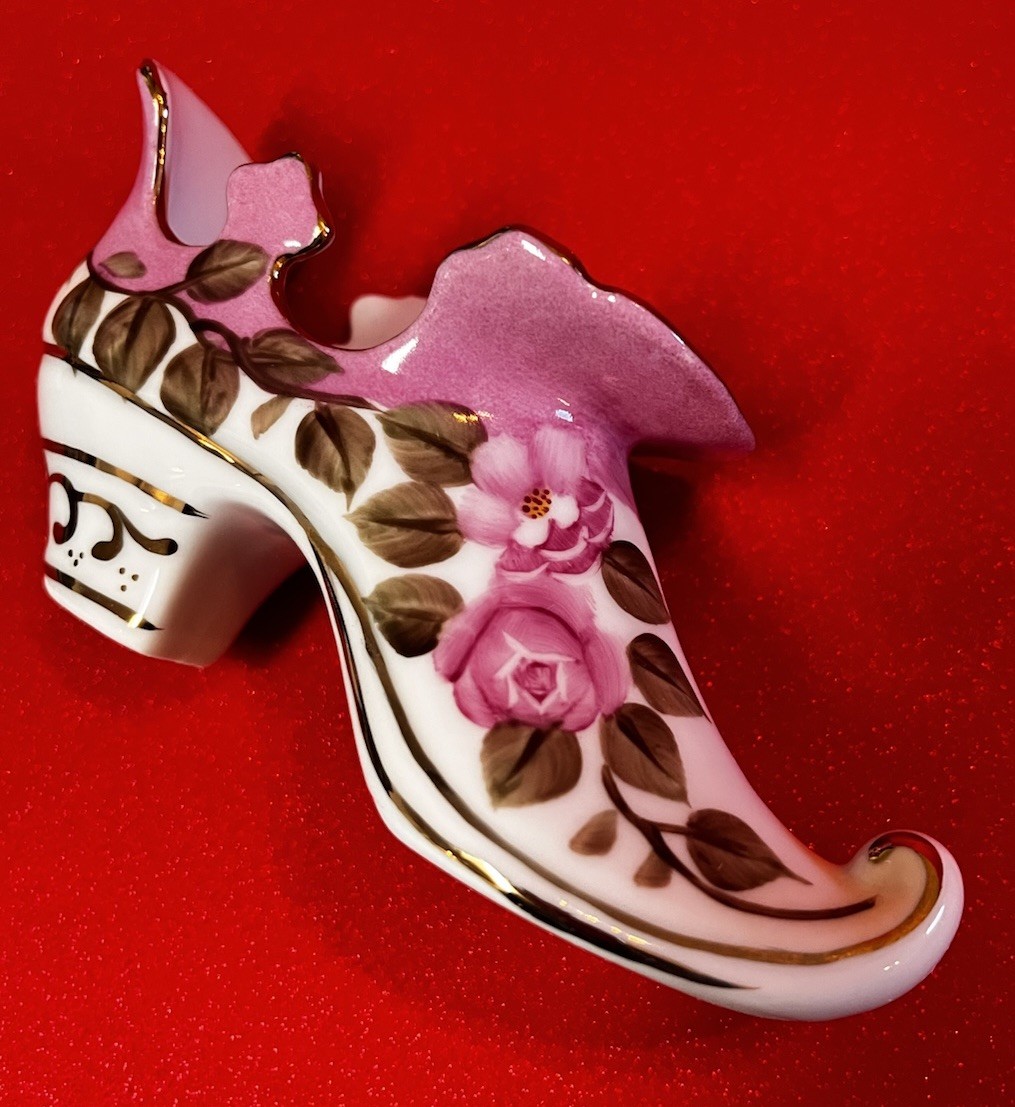 Museum of Jewelry Hand Painted Porcelain Little Lord Fauntleroy Shoe Shashi