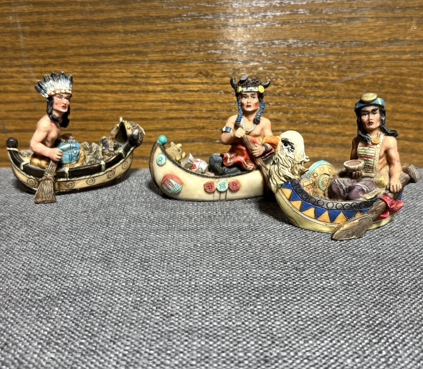 Vintage Native American Canoe Figurines Set of 3 Resin – Chip on 1 Headdress
