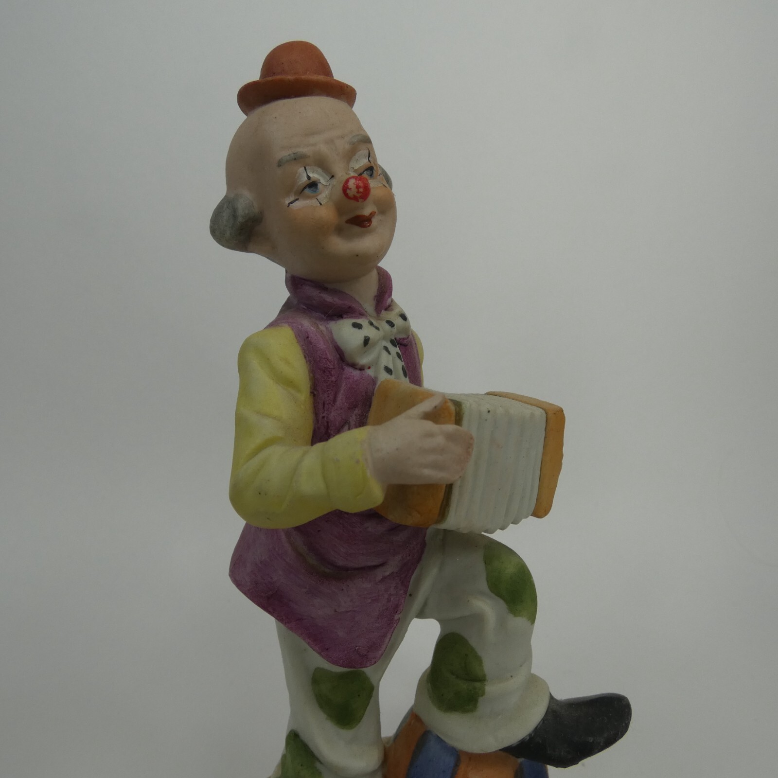 Vintage Musical Hobo Clown Accordion Hand painted Figurines Korea UCGC WZKVT