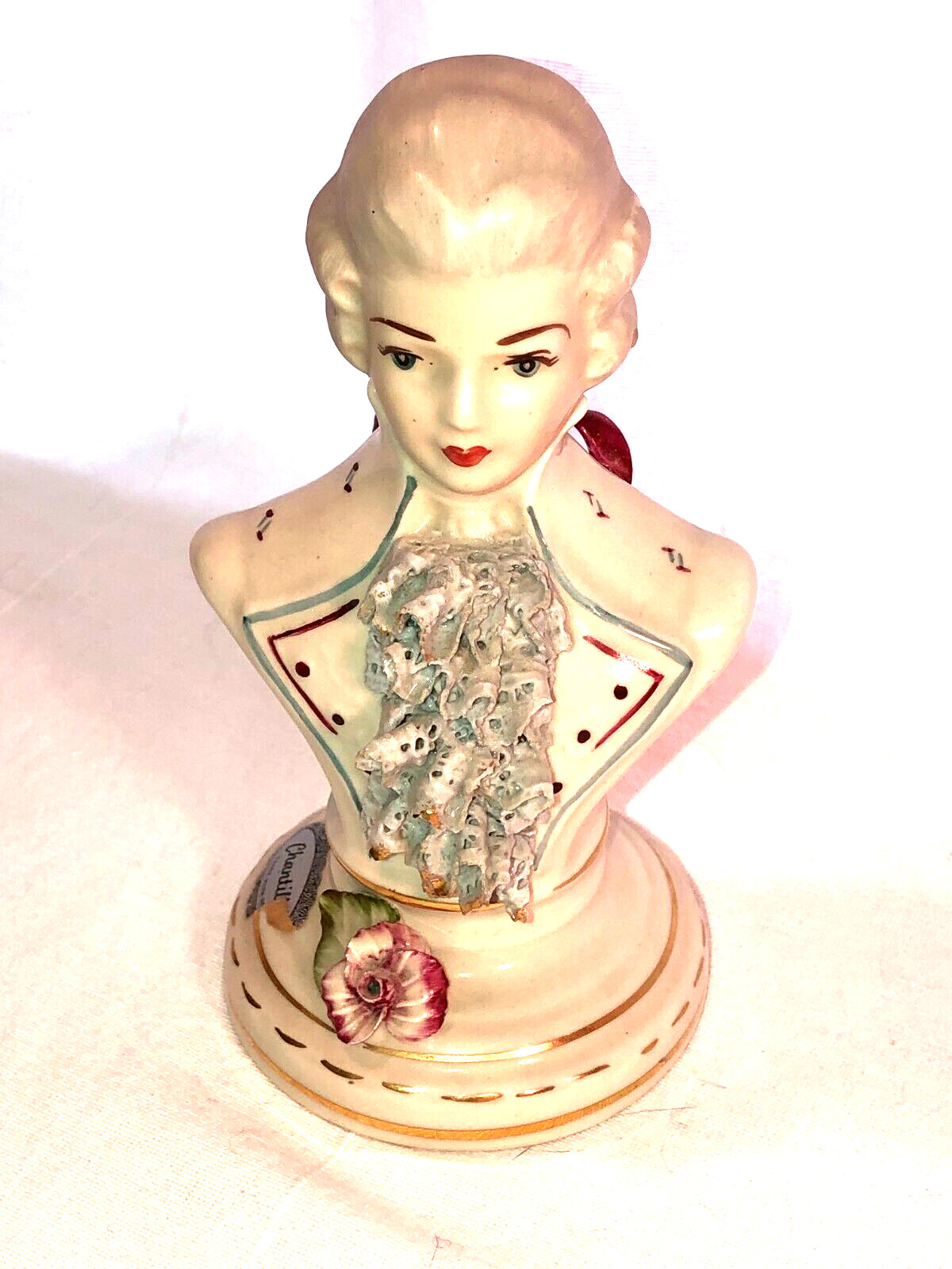 Cybis Corday China Man’s Bust Lace Cravat Chantilly China No 417 418 6.25 In. H