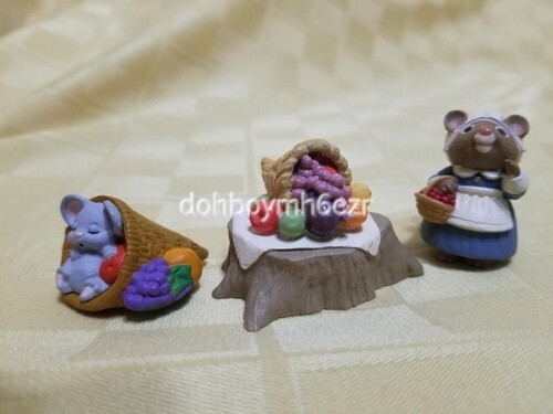 Hallmark Merry Miniatures Thanksgiving Cornucopia Mouse Pilgrim LOT