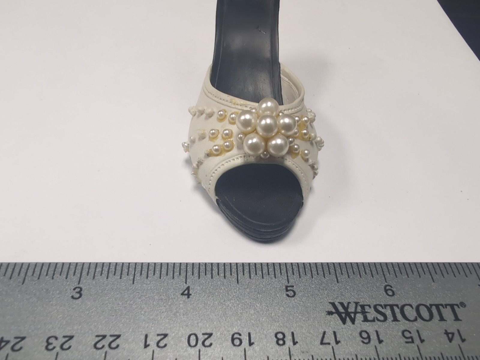 Mini Shoes (3-4 Inches)