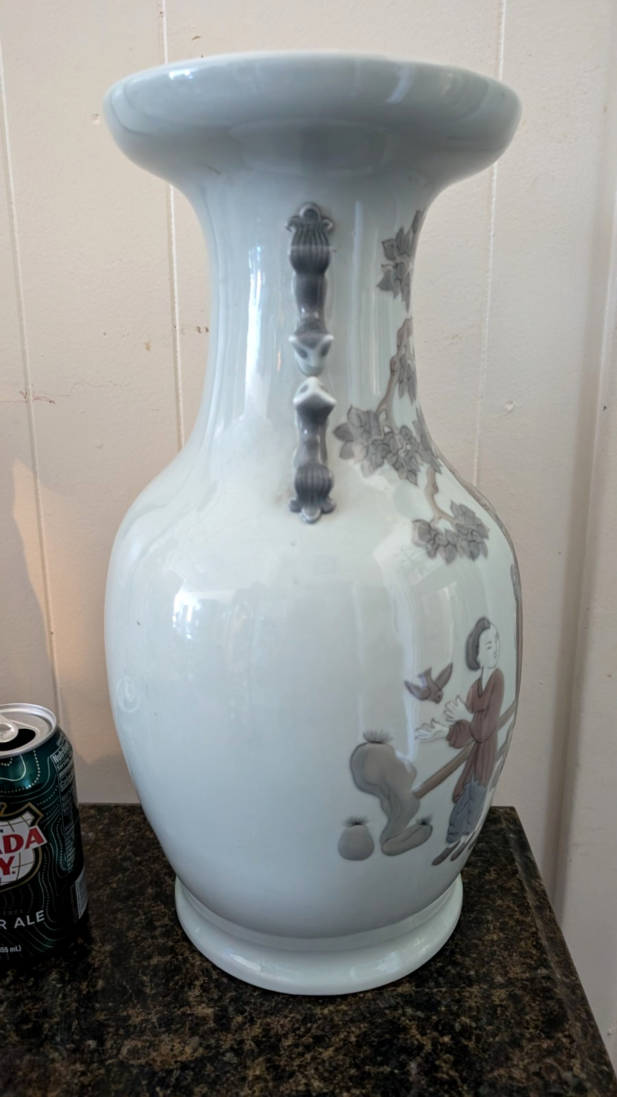 RARE FIND! STUNNING MONUMENTAL LLADRO MANDARIN VASE #4846 RETIRED