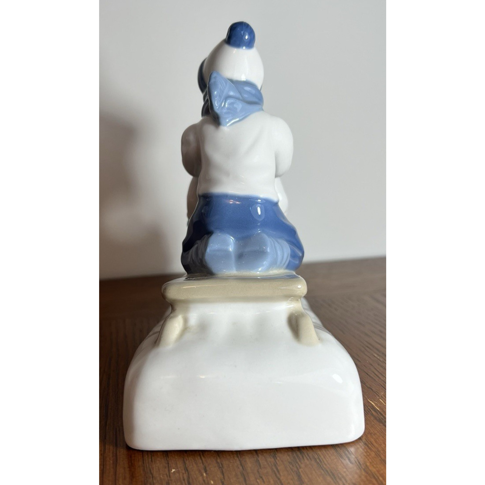 Paul Sebastian Porcelain Figurine Two Children Sledding Winter Scene 1992