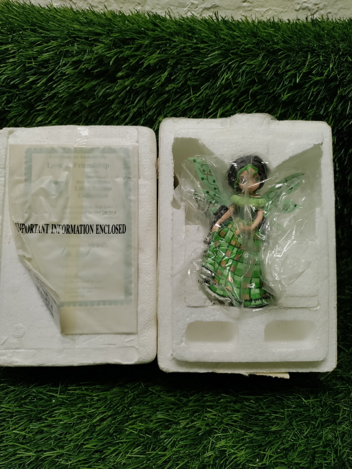 Hamilton Collection Jasmine Becket-Griffin Life Charms collection Love