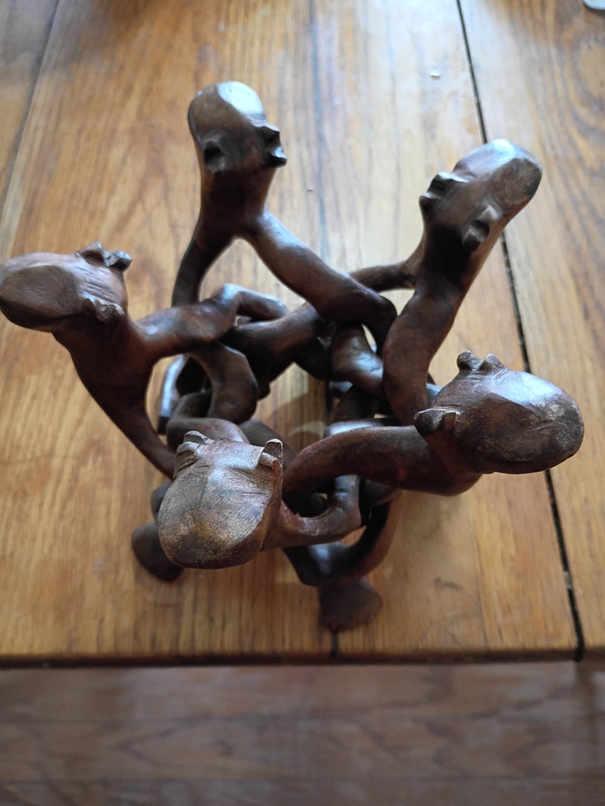 Interlocking 5 Wood Camel Stand / Pedestal Handcrafted Teak Wood Brown