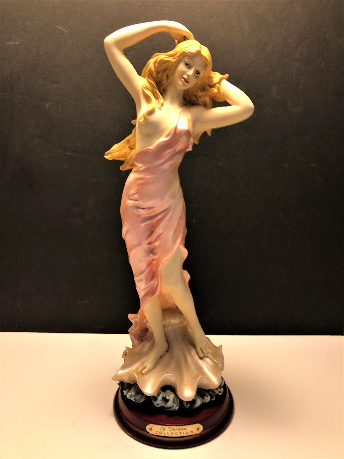 La Verona Collection 13.5″ Tall Figurine Beautiful Woman in Pink on the Shores