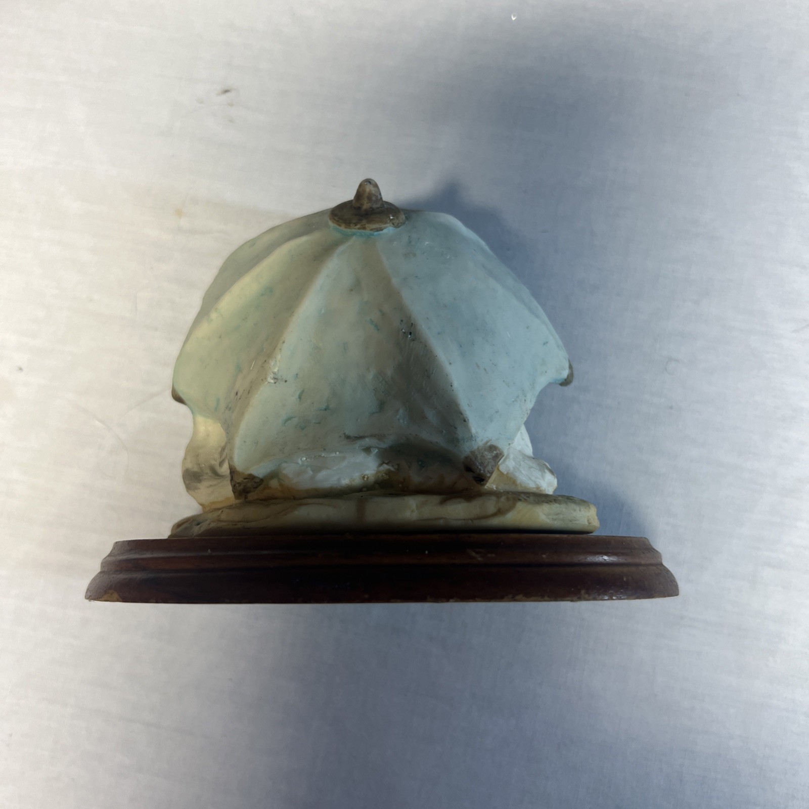 Vintage Wood Base Porcelain Cats Figurine. Cats Sitting Under Holey Umbrella