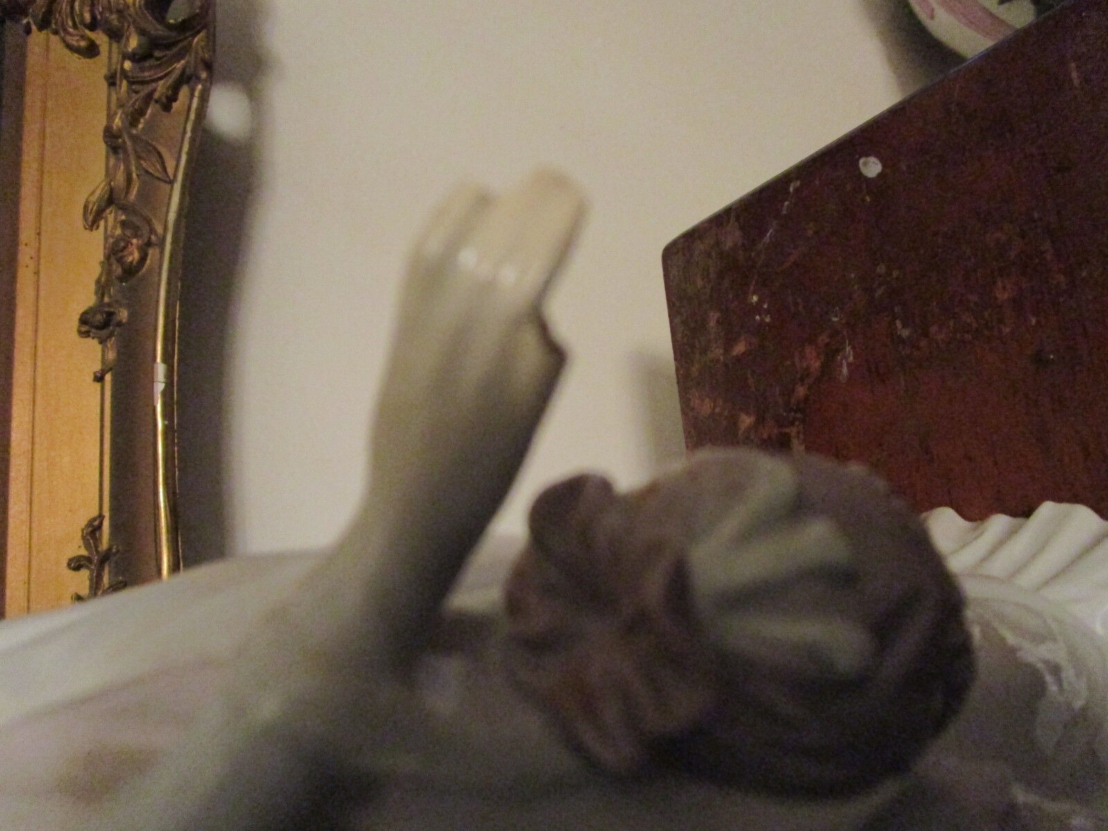 Lladro Spain Dainty Lady, Glazed, #4934 By Vicente Martinez Issued In 1973-15″