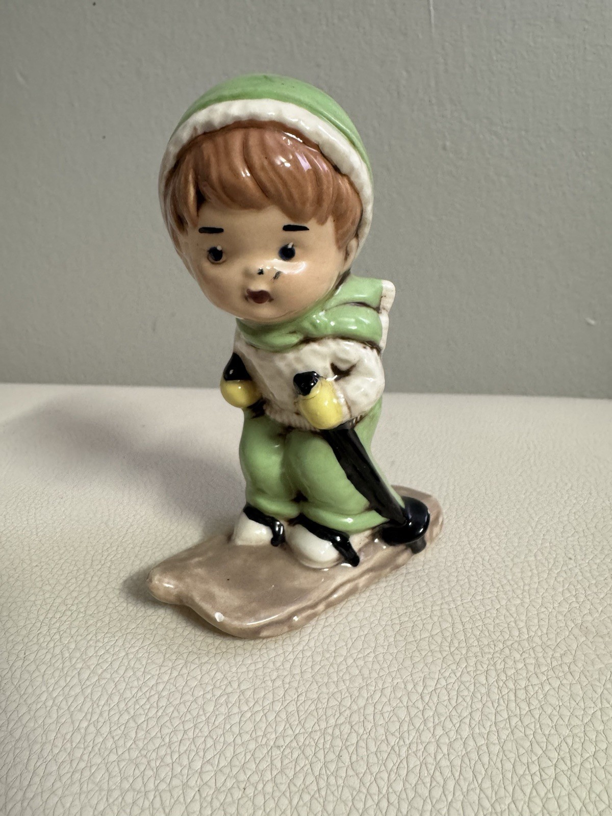Vintage ceramic figurine, Japan, 1950s Mid-century child skier figurine 4’’