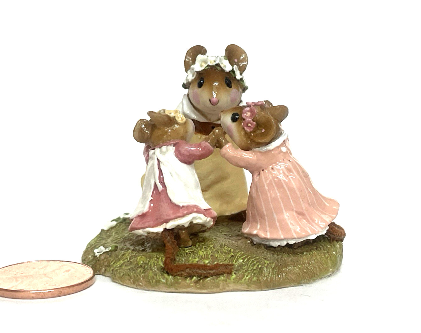 WILLIAM PETERSEN WEE FOREST FOLK “RING AROUND ROSIE” M-228 (C) 1997