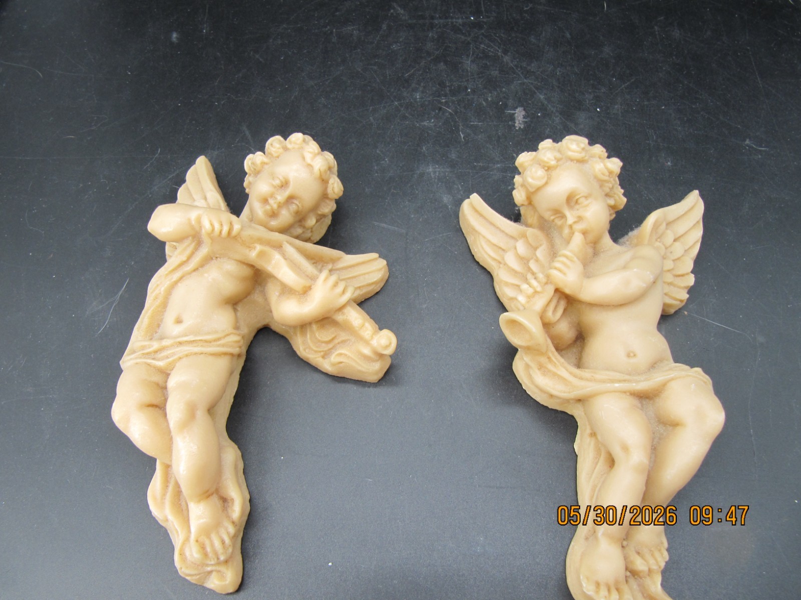 Pair of Resin Cherub/Angels with a Flute & Violin 5.5″