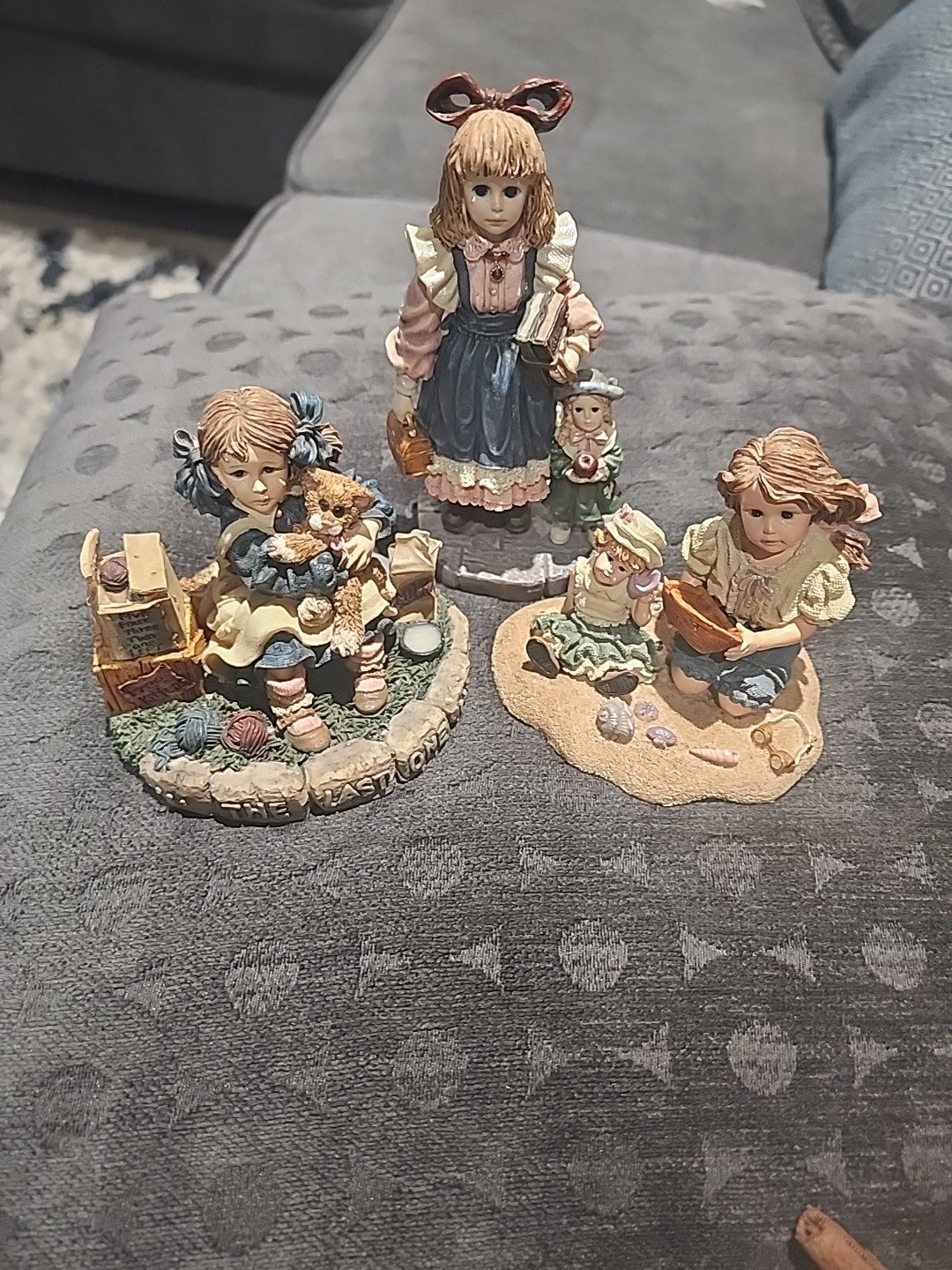 Yesterdays Child Boyd’s Dollstone 3 PC Set. Last One,By The Sea,First Day School