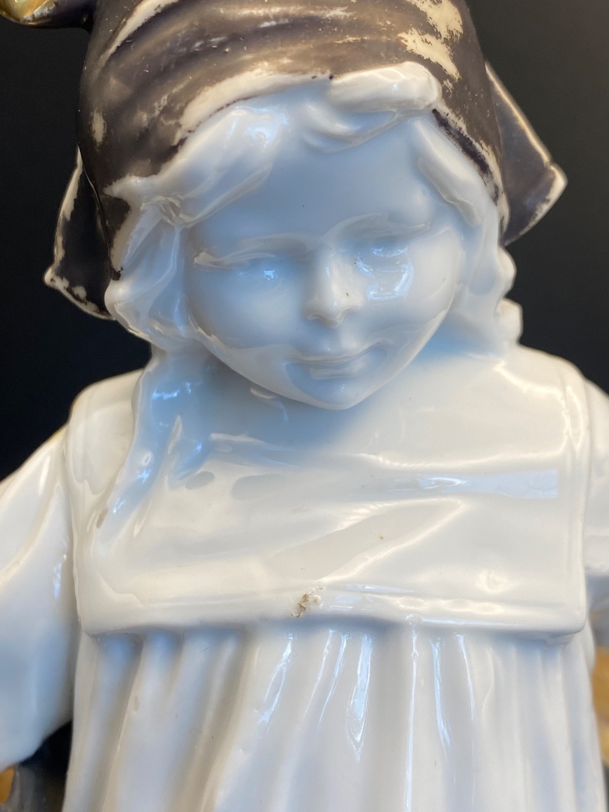Gebruder Heubach porcelain glazed figurine Girl with baskets Antique /0714