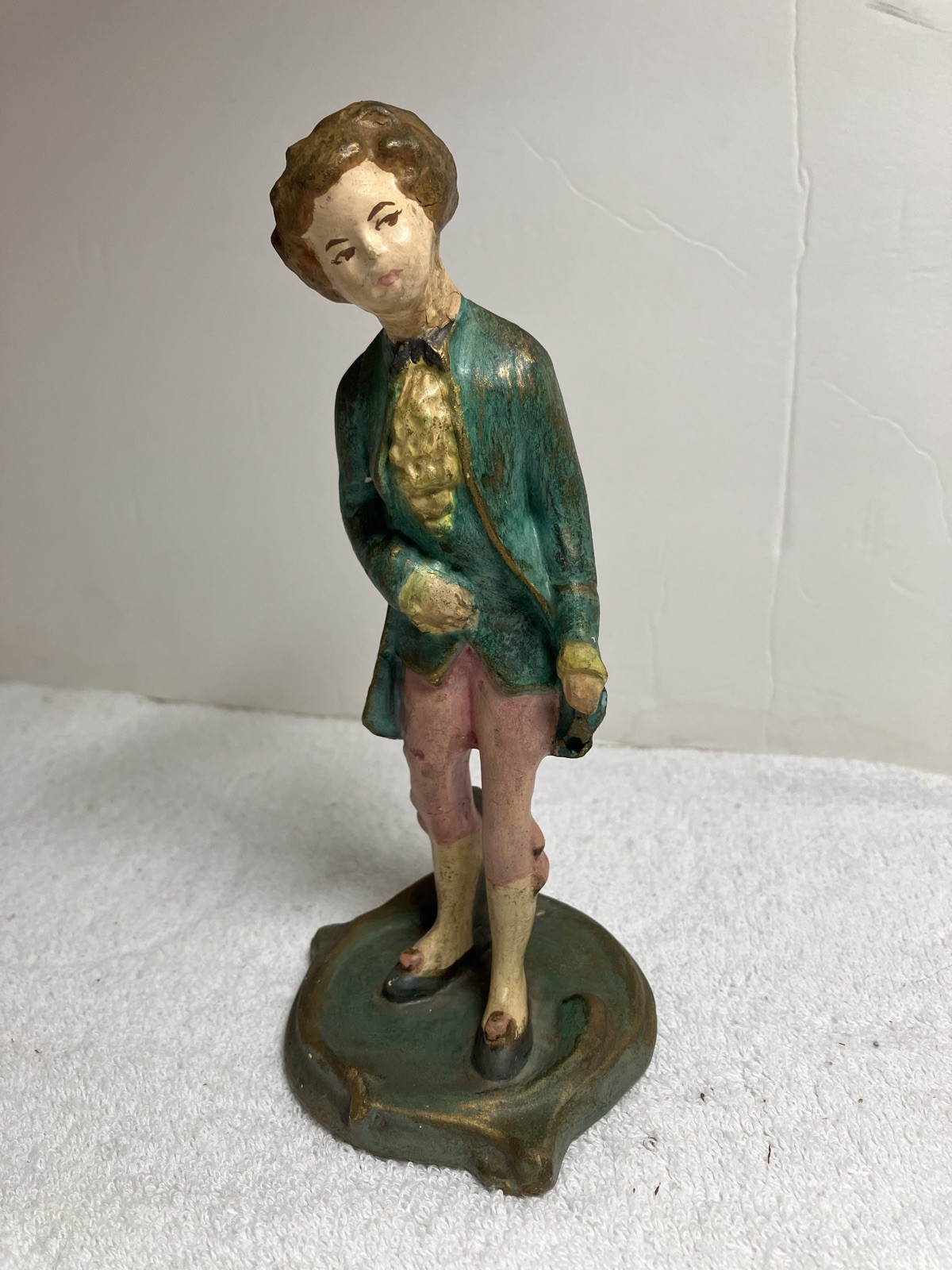 Vintage Chalkware of a Colonial era gentleman 19th century