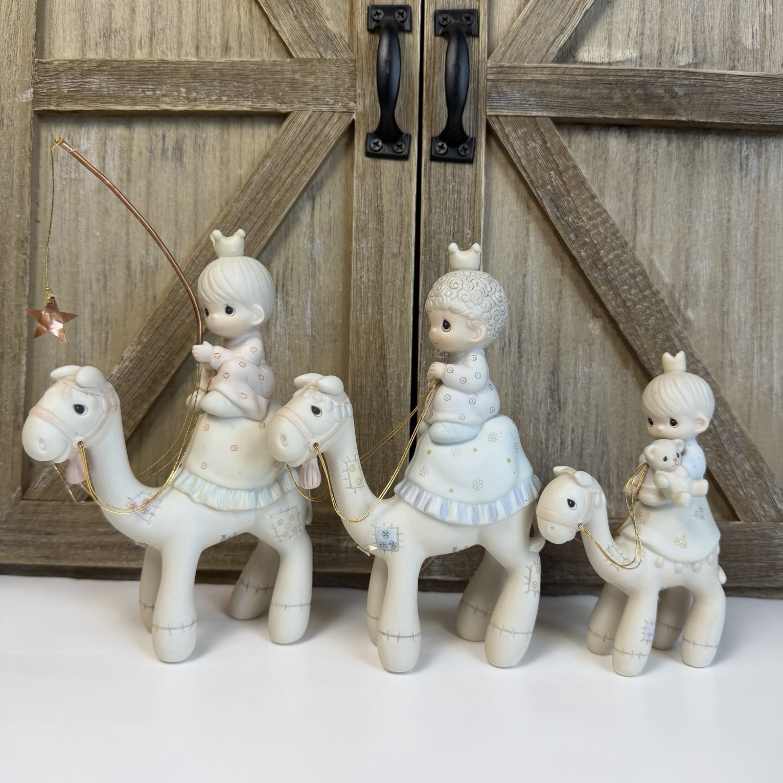 Precious Moments #108243 They Followed The Star Wisemen On Camels Nativity Set