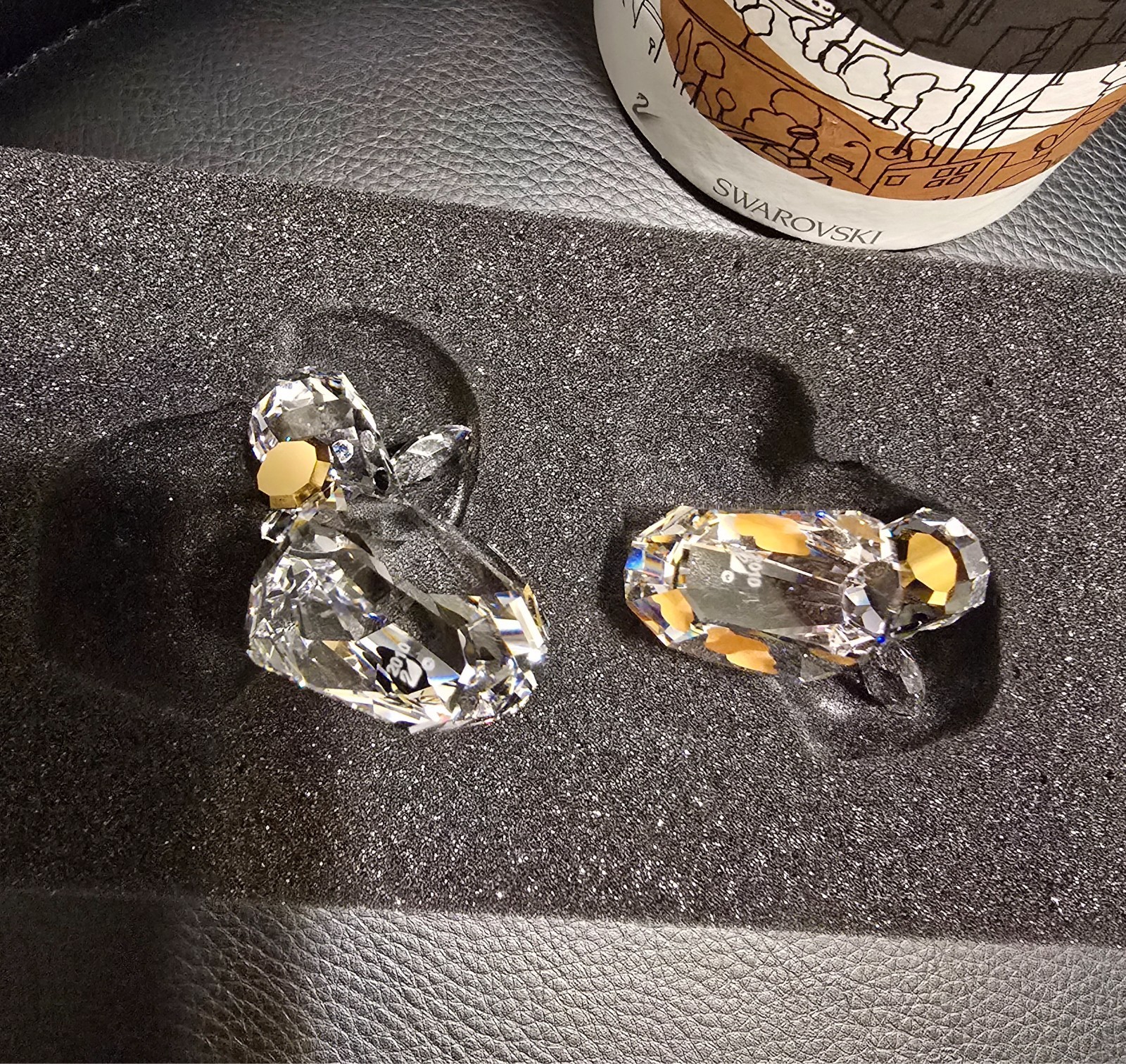 Swarovski Country Mos 2010 Limited Edition Crystal Lovlots #1056681 – Retired