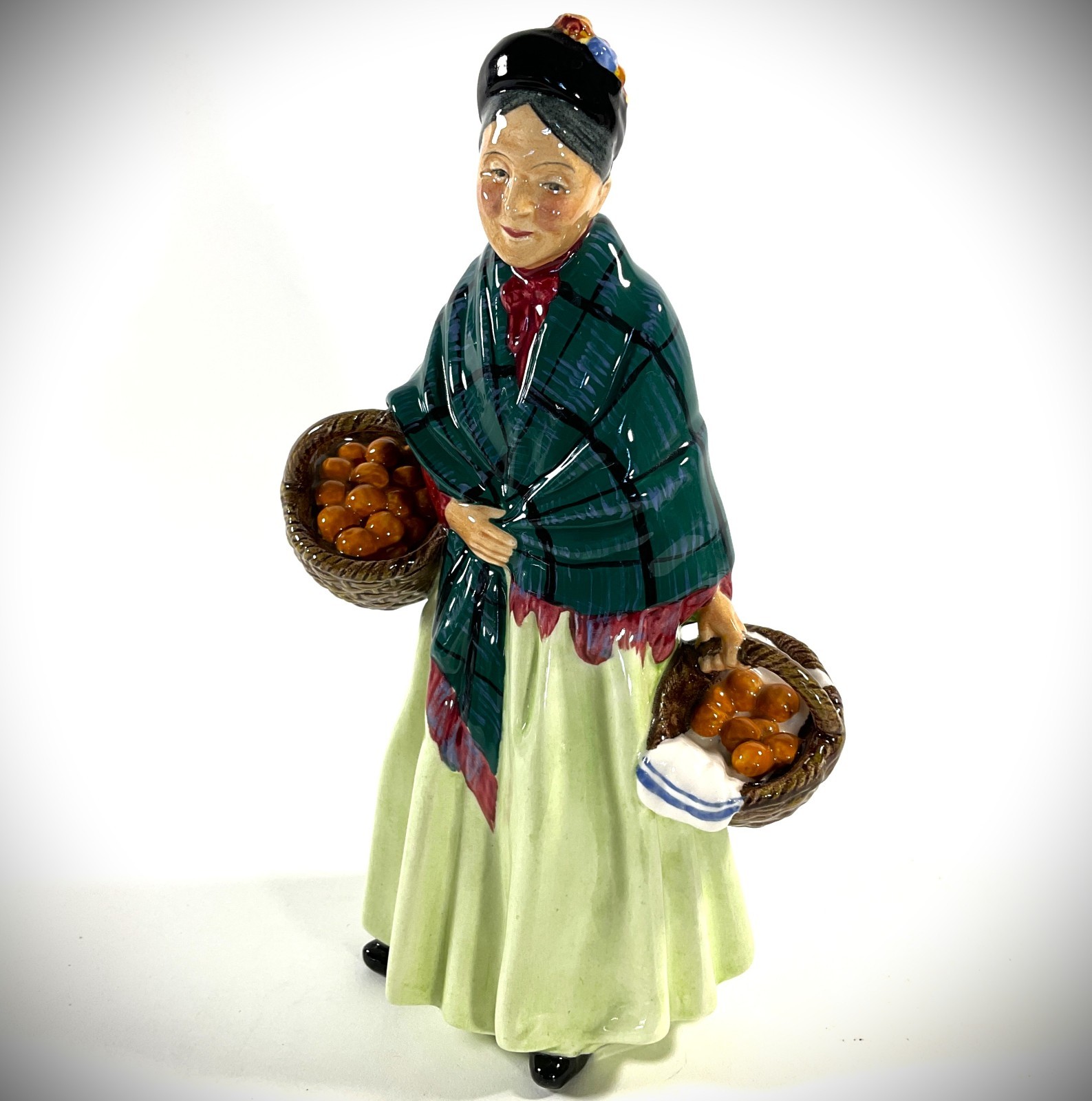 VTG Royal Doulton “The Orange Lady” Figurine HN1953 Leslie Harradine 8.25″ Early