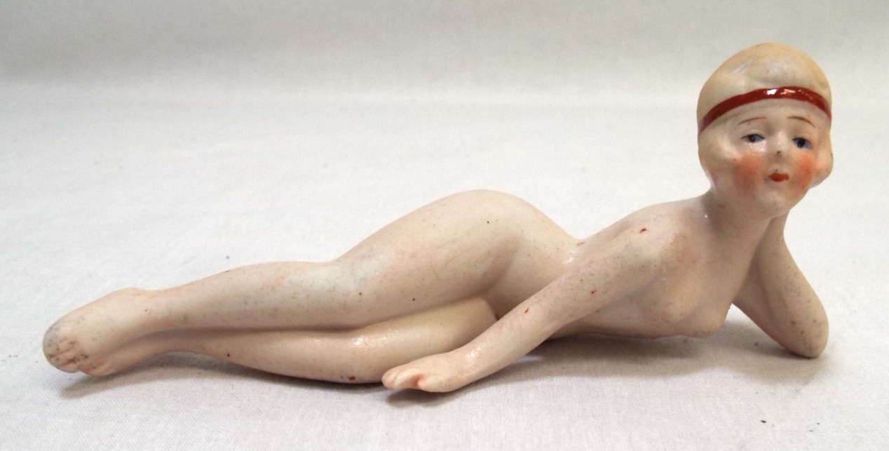 Vintage 1950s Flapper Girl Nude Bathing Beauty Woman Figurine Japan Handpainted