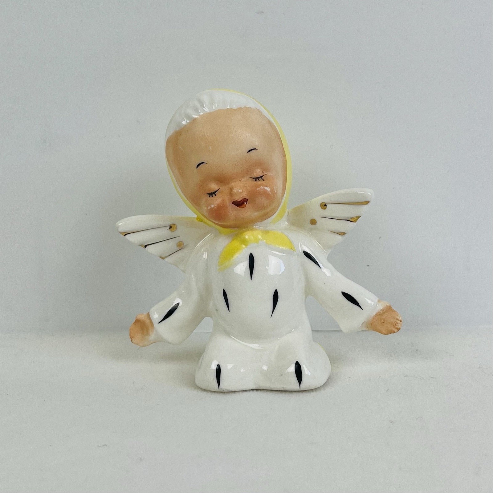 Rare~Vintage~Ucagco Japan Ceramic Figurines~Lot of 3~Babies~Angels with Wings