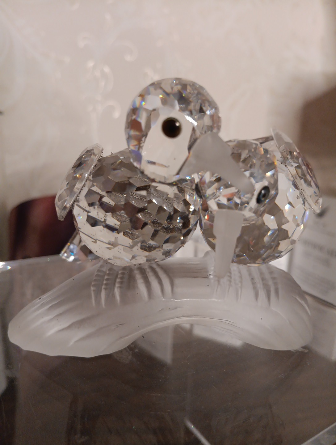 Swarovski Figurine Doves Turtle Doves 3 In. High Original packaging certific…