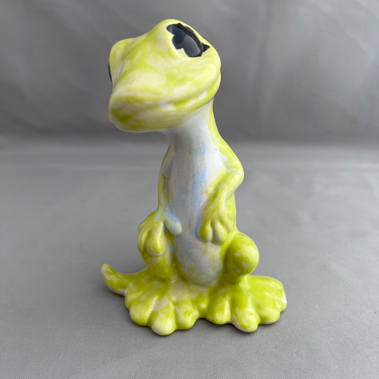 Gecko Animal Hand Painted Ceramic Character Figurine Lime Green Blue 5in Signed