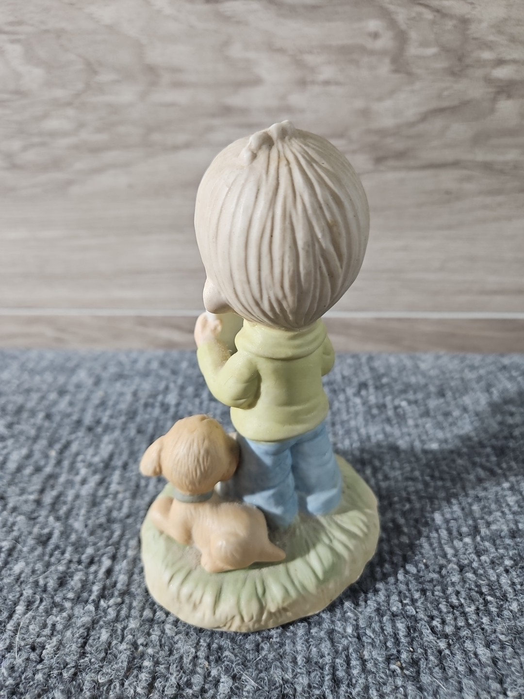 “GOD UNDERSTANDS” PRECIOUS MOMENTS 1978 FIGURINE #1379/B Retired Boy Puppy Faith