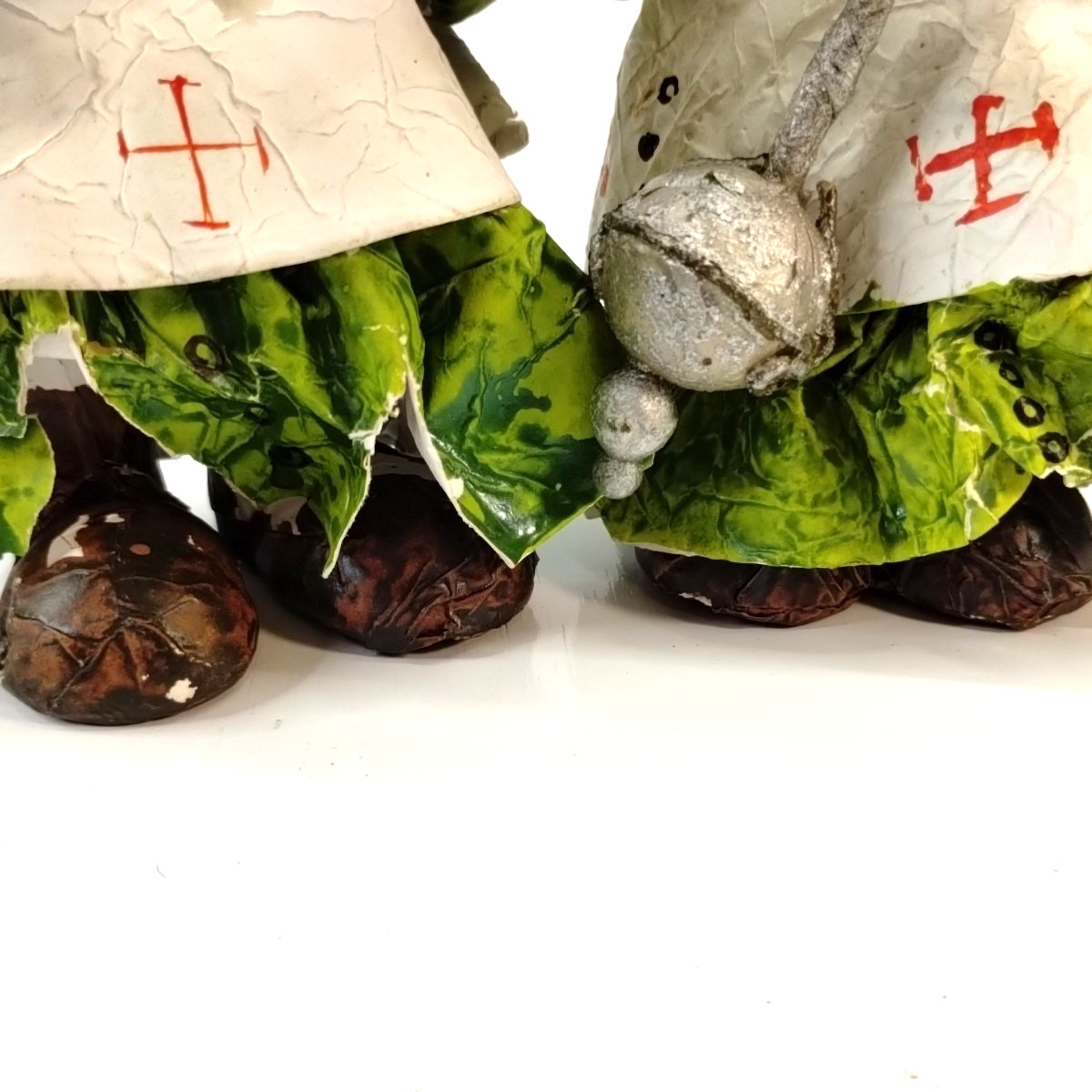 Choister Paper Mache Figurine Set Of 2 Children Green And White 7″ Tall