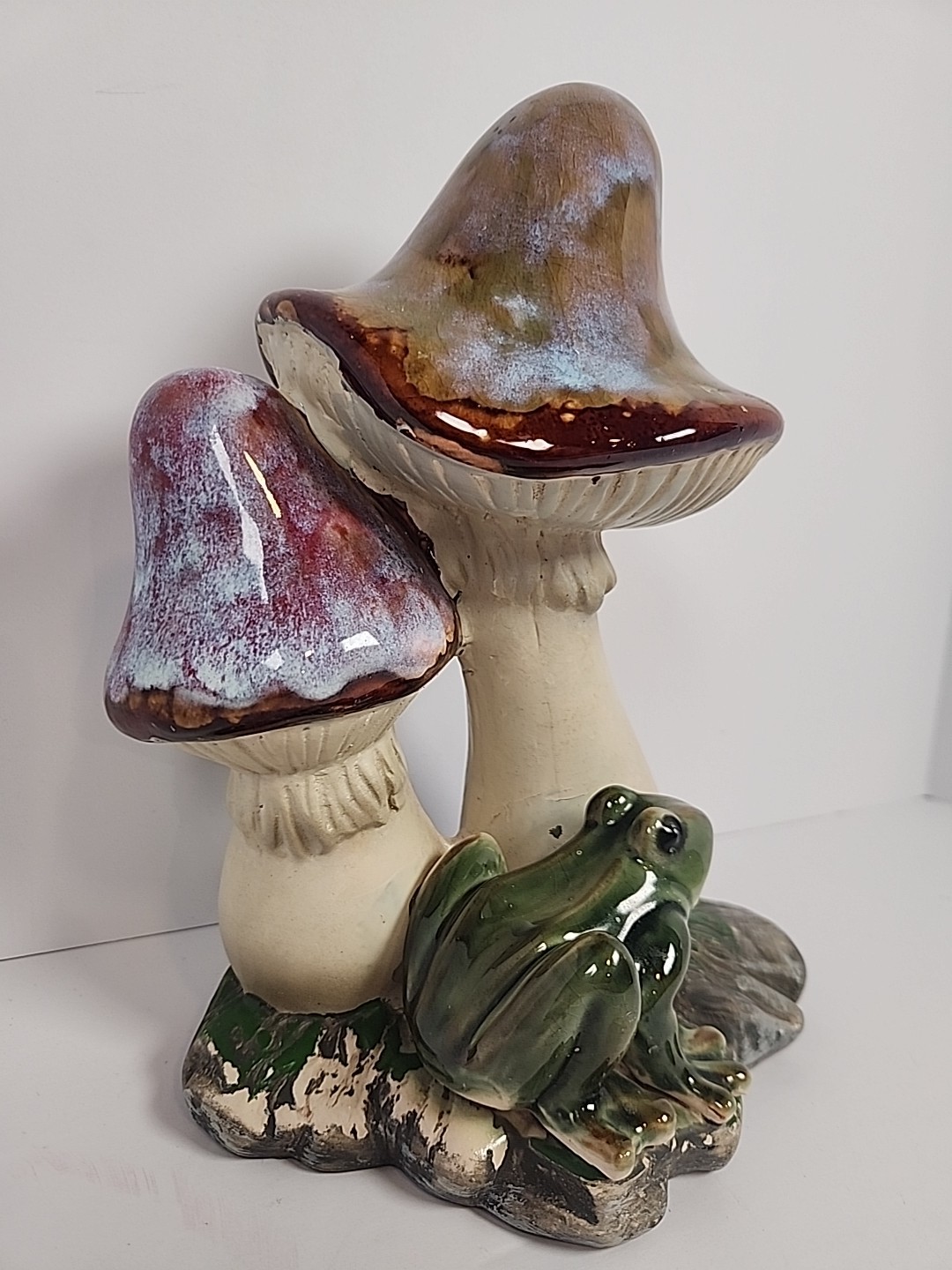 Vtg 1970s Ceramic Mushrooms Frog Figurine Solid Base Retro Toadstool Cottagecore