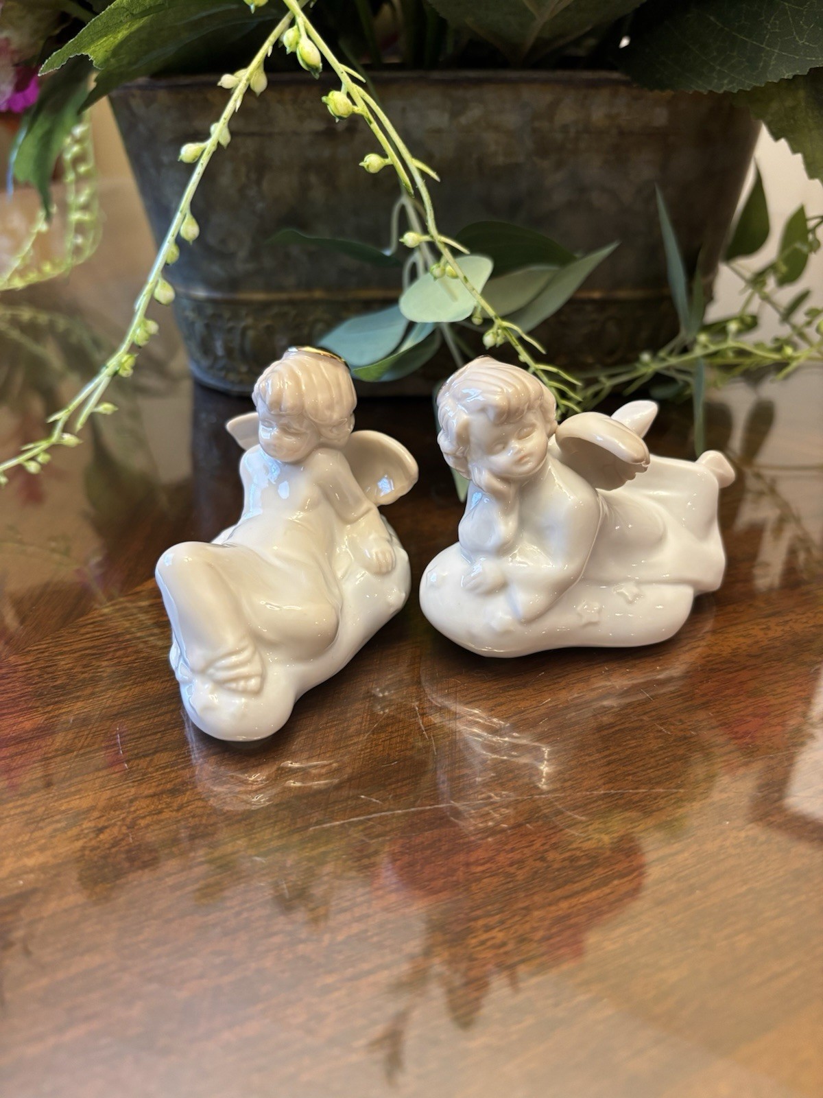 2 Russ Berrie Porcelain Angel Figurines Item 15472 Excellent Shape