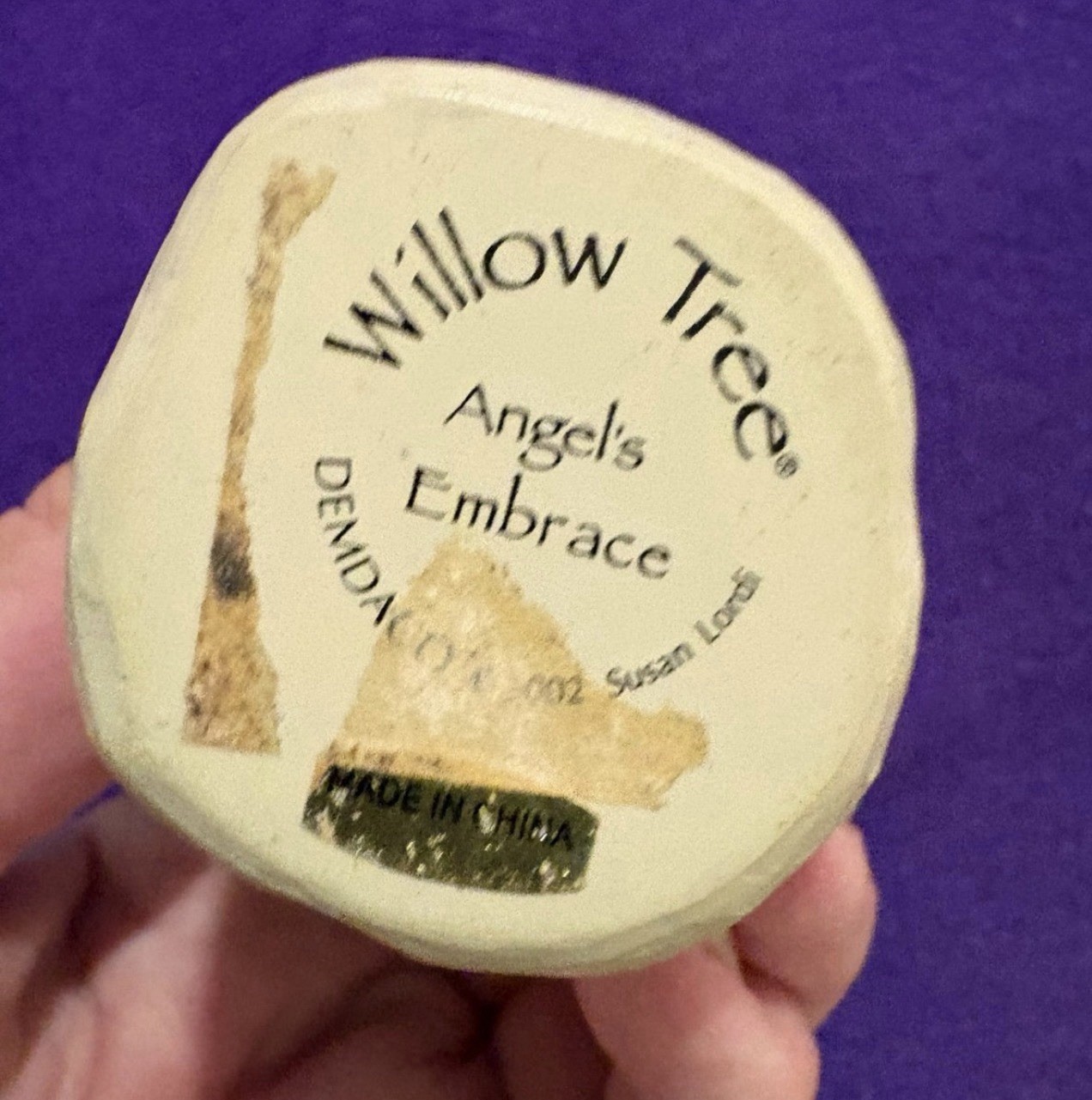 Willow Tree 5.5″ Angel’s Embrace 2002 Susan Lordi Demdaco Angel w/Baby Figurine