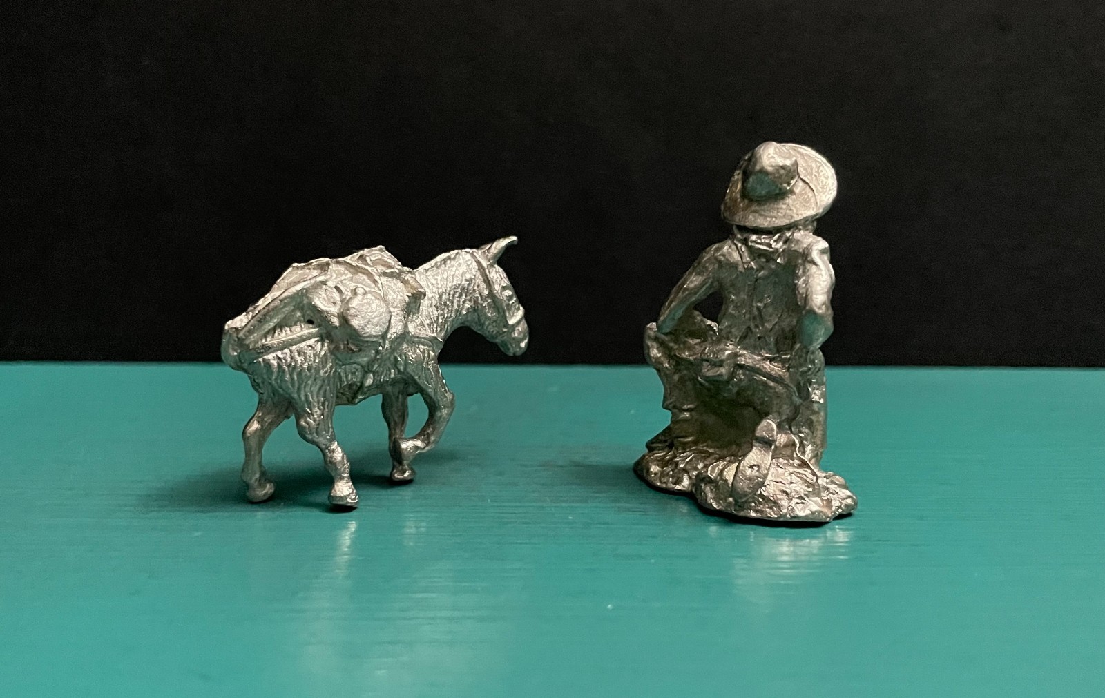 Pewter Western Prospector Miner Gold Pan Mining Donkey Burro Pack Mule Figurine